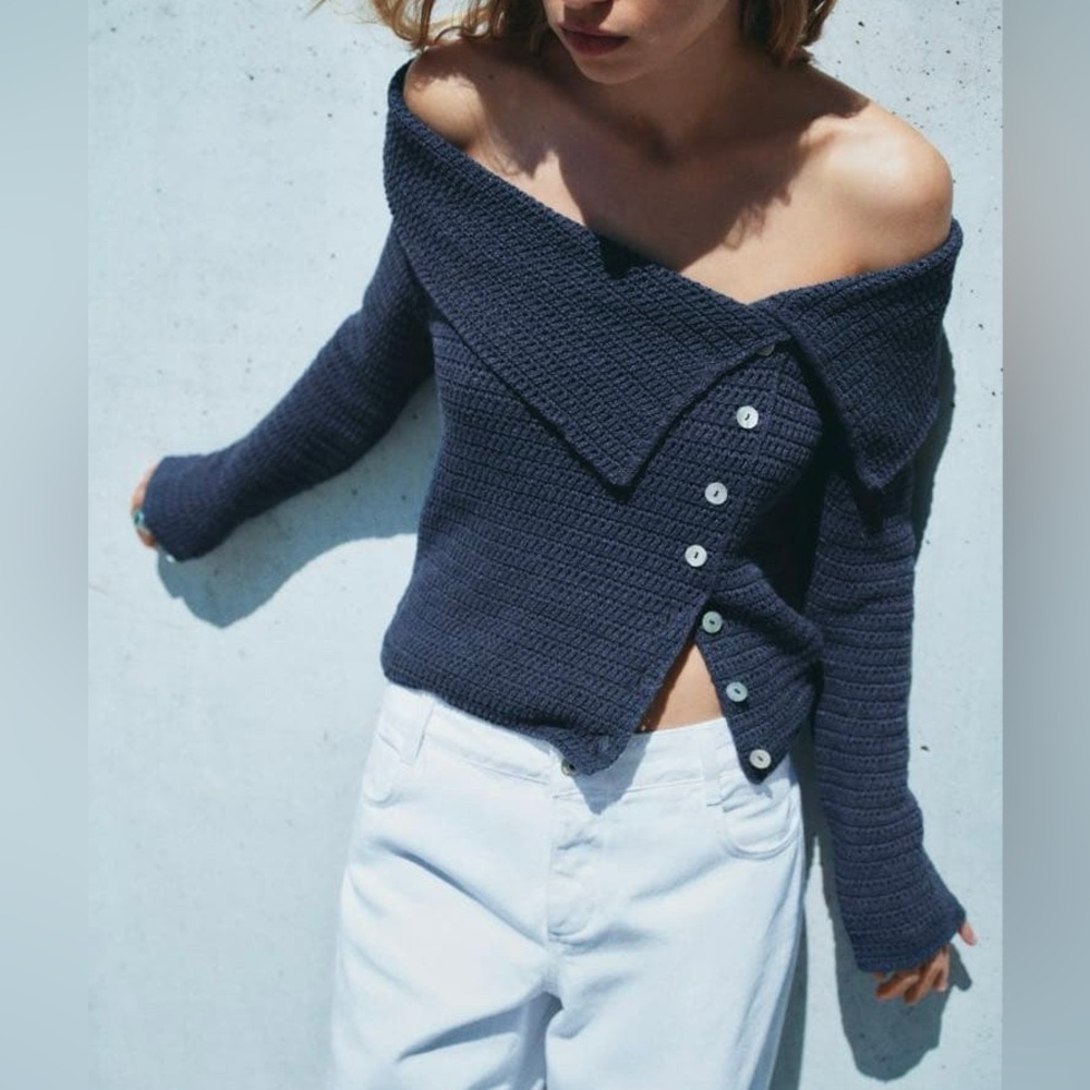 ZARA GRAY KNIT SWEATER WITH SIDE BUTTONS